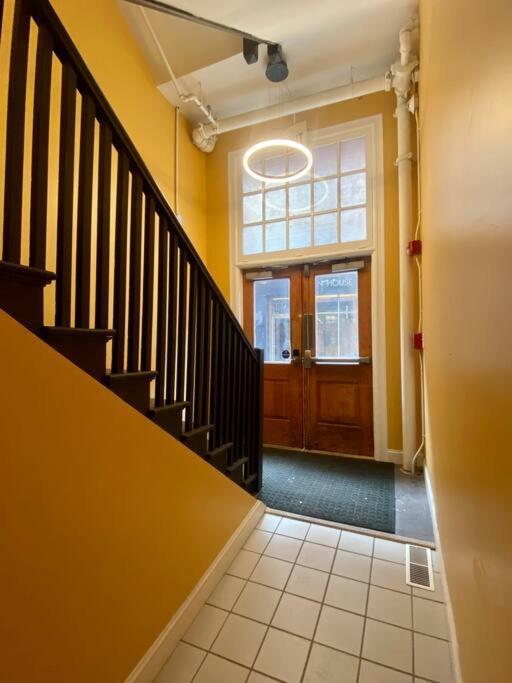 Downtown Albany 2 Bedroom + Workstation @ The Mark Екстер'єр фото