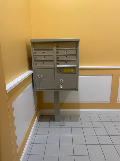 Downtown Albany 2 Bedroom + Workstation @ The Mark Екстер'єр фото